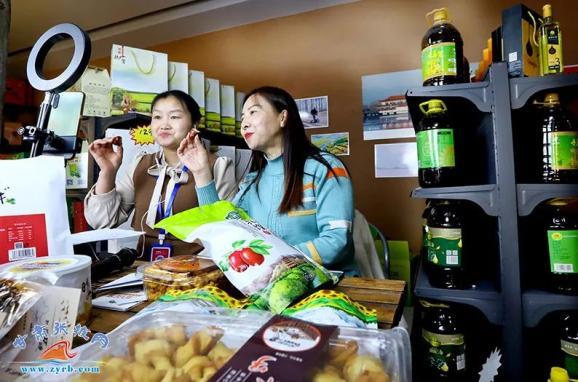 以直播帶動(dòng)優(yōu)質(zhì)農(nóng)產(chǎn)品銷售·張掖廣播電視臺(tái)節(jié)目制作中心打造精品讓